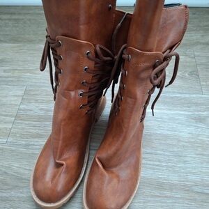 Boots Tan Lace-Up Mid-Calf Women's Boots